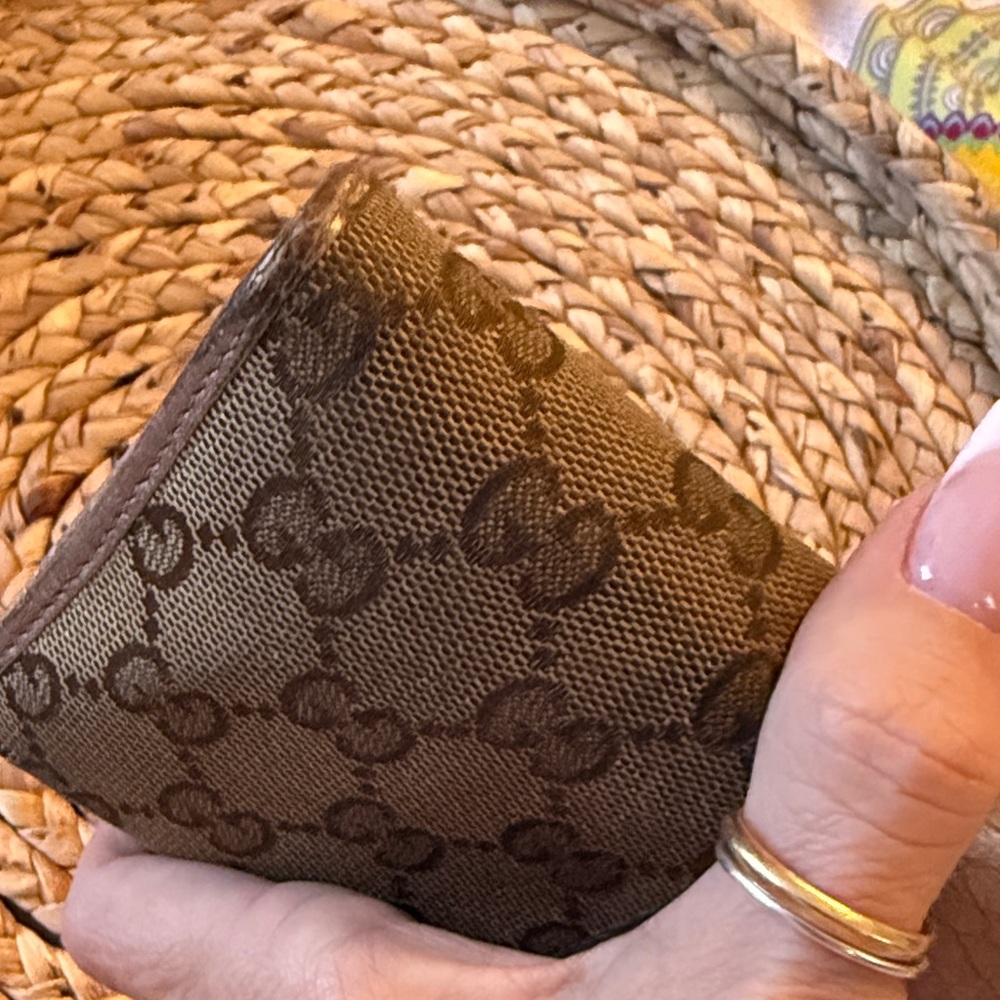 Authentic Gucci Brown Monogram Continental Wallet w/Metallic Taupe Strap & COA - Picture 9 of 16